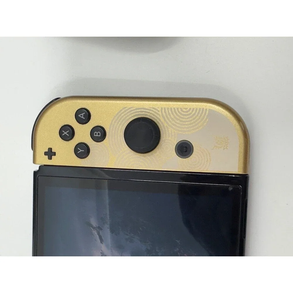 Nintendo Switch OLED - Zelda Tears of the Kingdom Edition. READ (Joy-Con issue)